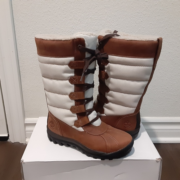 Timberland - Picture 2 of 6